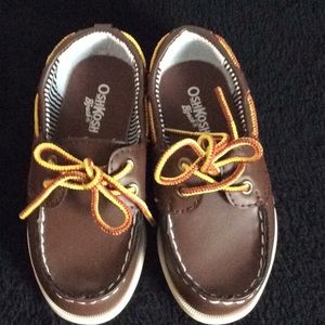 Oshkosh Boat Shoes